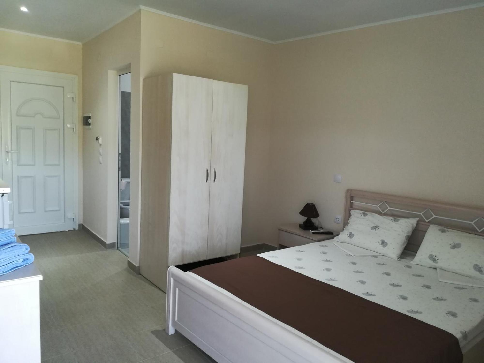 Demi Studios Amoliani Ruang foto